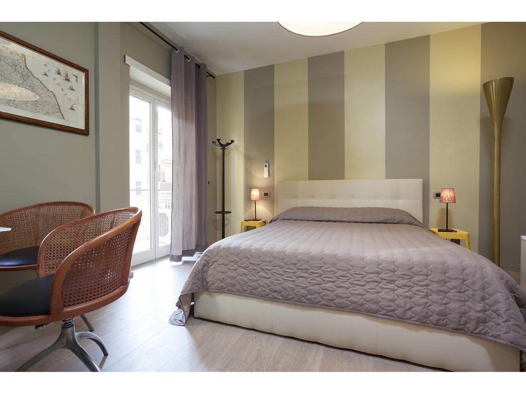 Alex'S Guest House Rom Zimmer foto